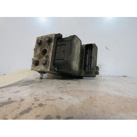 Bloc ABS (freins anti-blocage) TOYOTA COROLLA 10