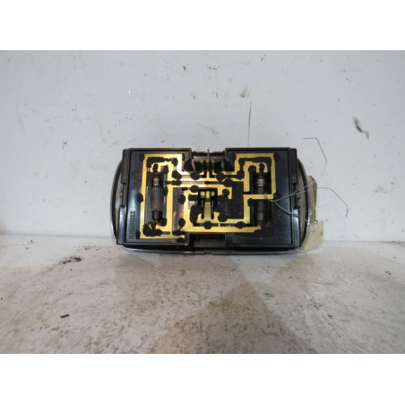 Eclairage de plafonnier RENAULT SCENIC 1