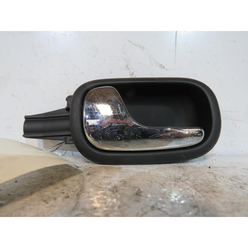 Poignee interieur arriere gauche AUDI A3 1 Photo n°1