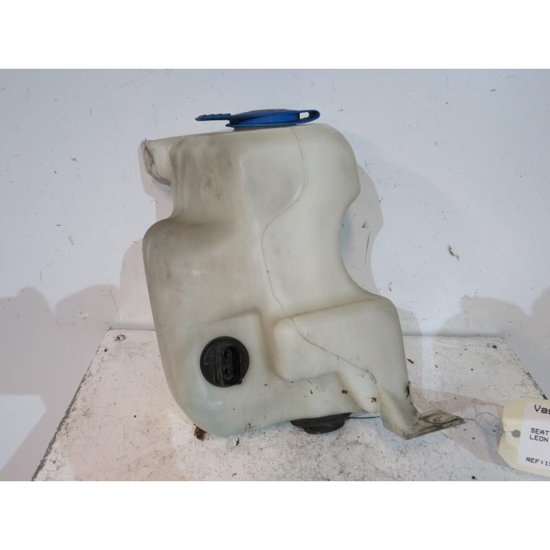 Vase de lave glace SEAT LEON 1 Photo n°1