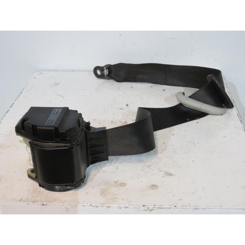 Ceinture arriere droit VOLKSWAGEN GOLF 4 Photo n°1