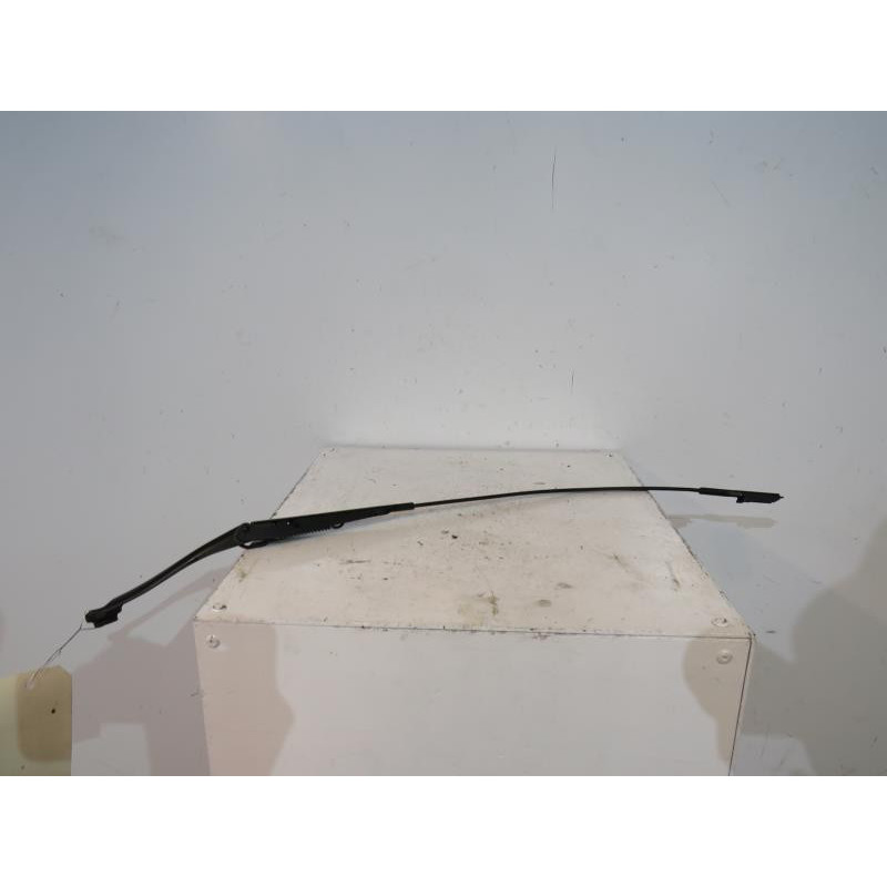 Bras essuie glace avant droit FIAT GRANDE PUNTO Photo n°1