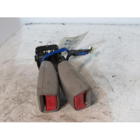 Attache ceinture arriere gauche KIA CEE-D 1