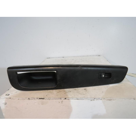 Interrupteur de leve vitre avant droit KIA CEE-D 1