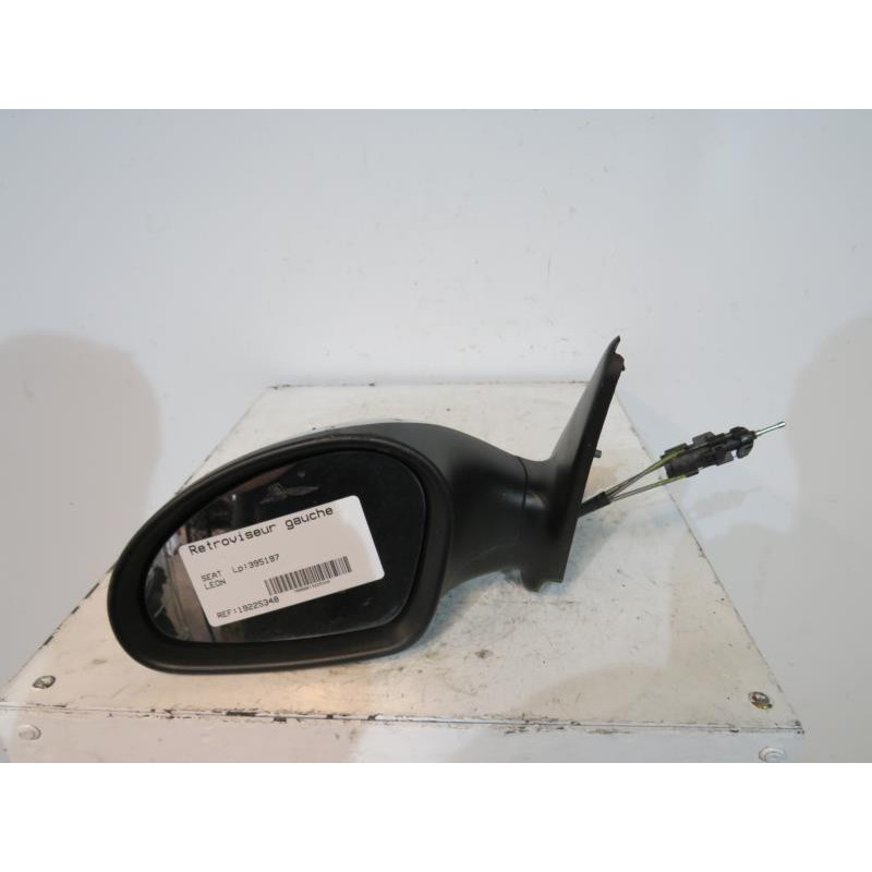 Retroviseur gauche SEAT LEON 1 Photo n°1