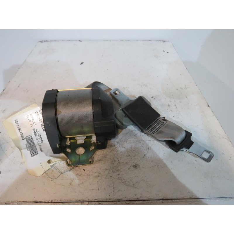 Ceinture arriere centrale RENAULT CLIO 2 Photo n°1