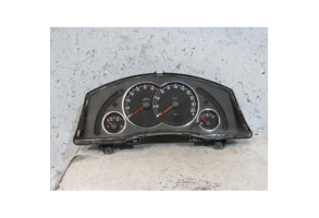 Compteur OPEL MERIVA A Photo n°1