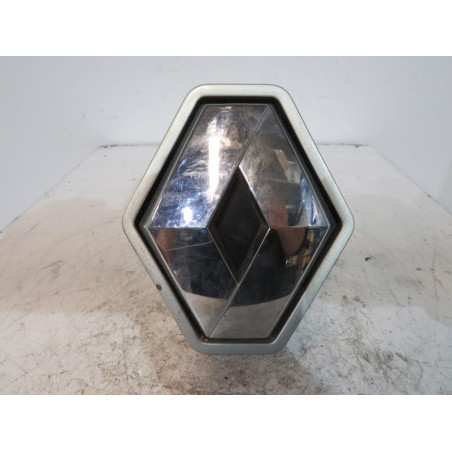 Bouton de coffre RENAULT VEL SATIS