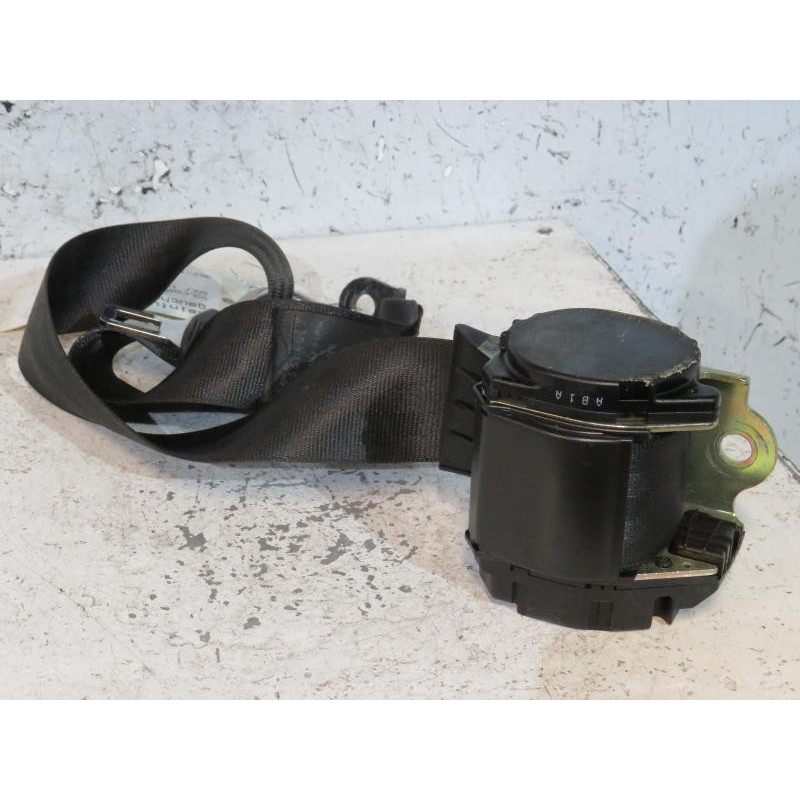 Ceinture arriere gauche VOLKSWAGEN GOLF 4 Photo n°1