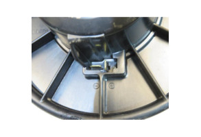 Ventilateur chauffage MITSUBISHI L 200 2 Photo n°3
