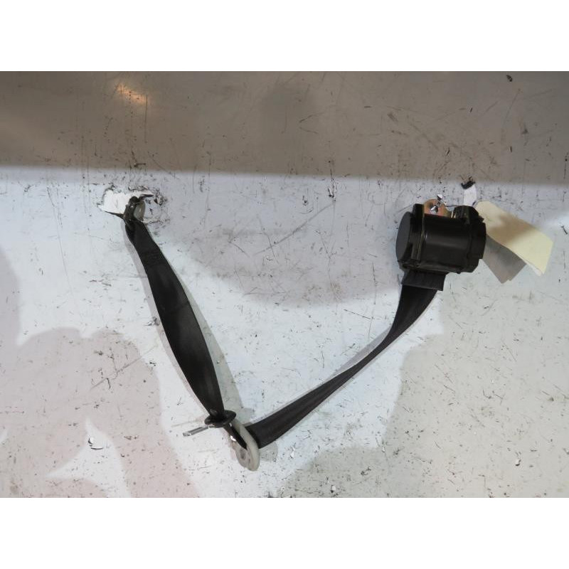 Ceinture arriere gauche VOLKSWAGEN GOLF 4 Photo n°1