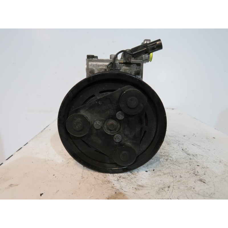 Compresseur clim HYUNDAI GETZ Photo n°1