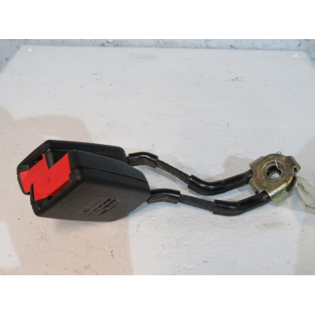 Attache ceinture arriere gauche VOLKSWAGEN BORA