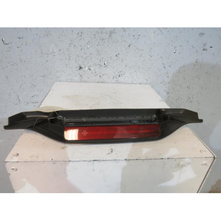 Feu arriere stop central FIAT PUNTO 2