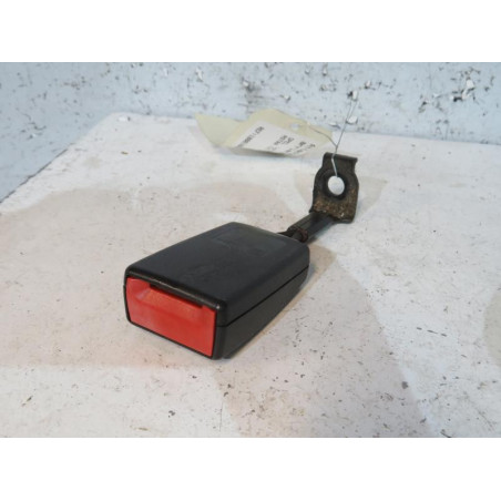 Attache ceinture arriere droit OPEL ASTRA H