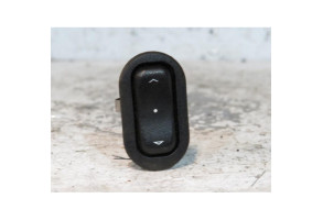 Interrupteur de leve vitre arriere droit OPEL ZAFIRA A Photo n°1