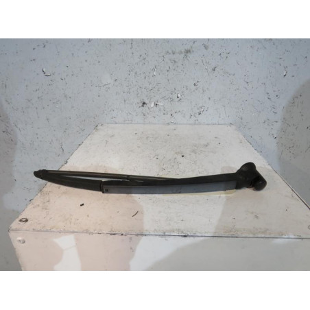 Bras essuie glace arriere VOLKSWAGEN FOX