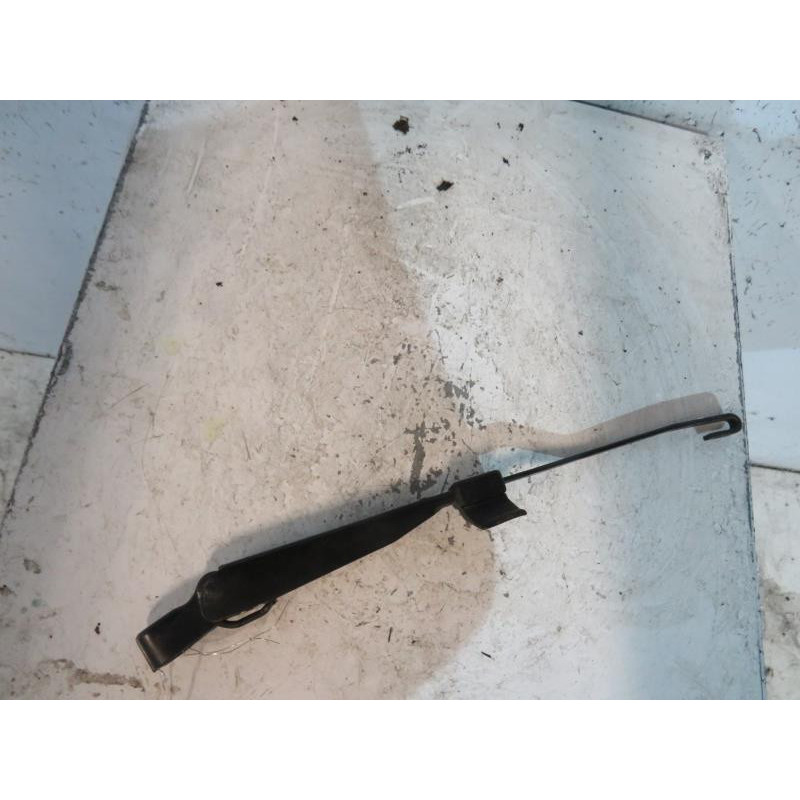 Bras essuie glace arriere JEEP GRAND CHEROKEE 1 Photo n°1