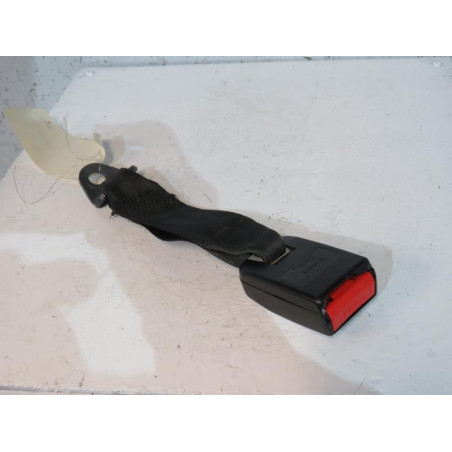 Attache ceinture arriere gauche PEUGEOT 206+