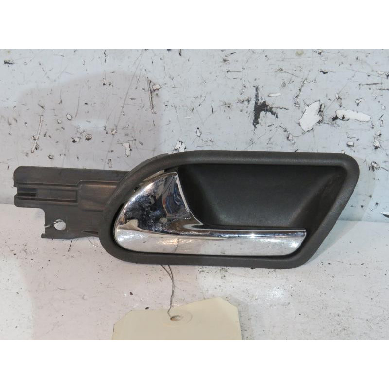 Poignee interieur arriere gauche VOLKSWAGEN GOLF 5 Photo n°1