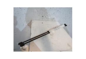 Verin de coffre OPEL CORSA D Photo n°1