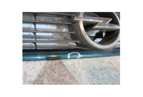 Calandre OPEL ASTRA F Photo n°3