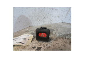 Bouton de warning OPEL ASTRA F Photo n°1