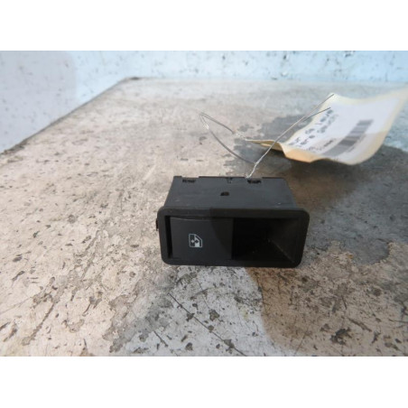 Interrupteur de leve vitre arriere gauche OPEL ASTRA H