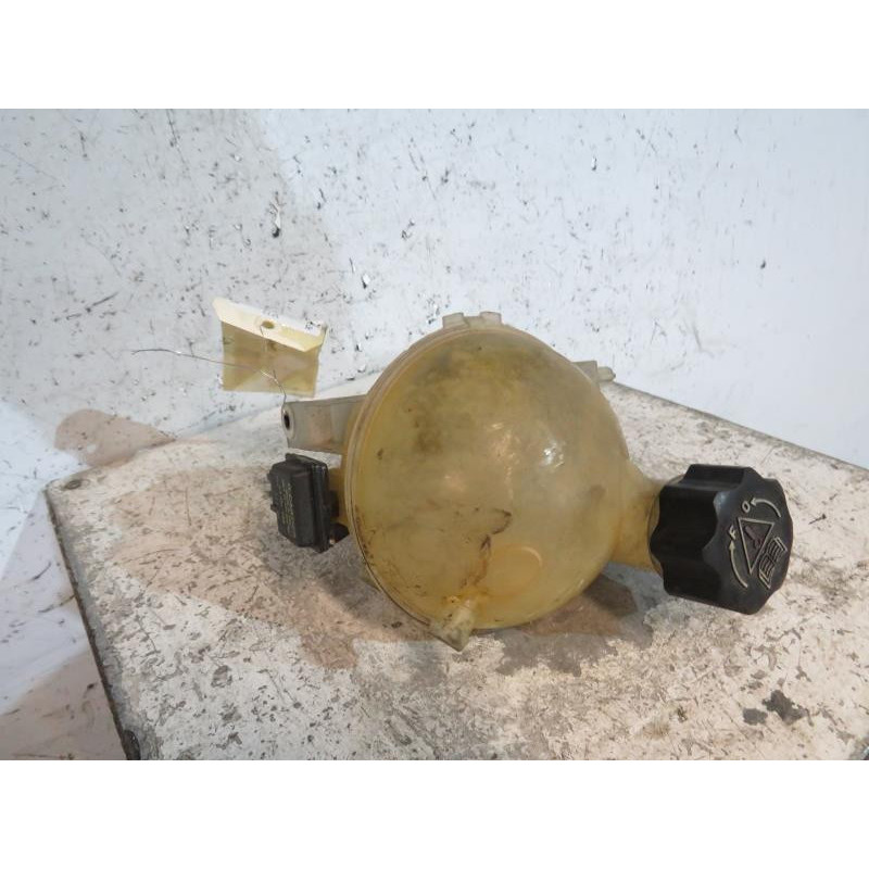Vase d'expansion CITROEN C4 1 Photo n°1