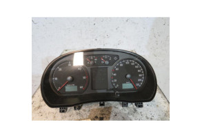 Compteur VOLKSWAGEN POLO 4 Photo n°1