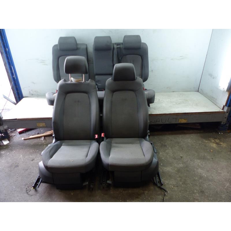 Interieur complet SEAT TOLEDO 3 Photo n°1