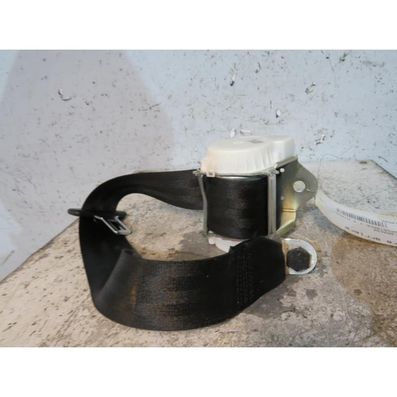 Ceinture arriere gauche AUDI A3 2 Photo n°1