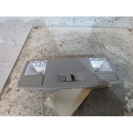 Eclairage de plafonnier MAZDA 3 1