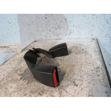 Attache ceinture arriere droit BMW SERIE 3 E46