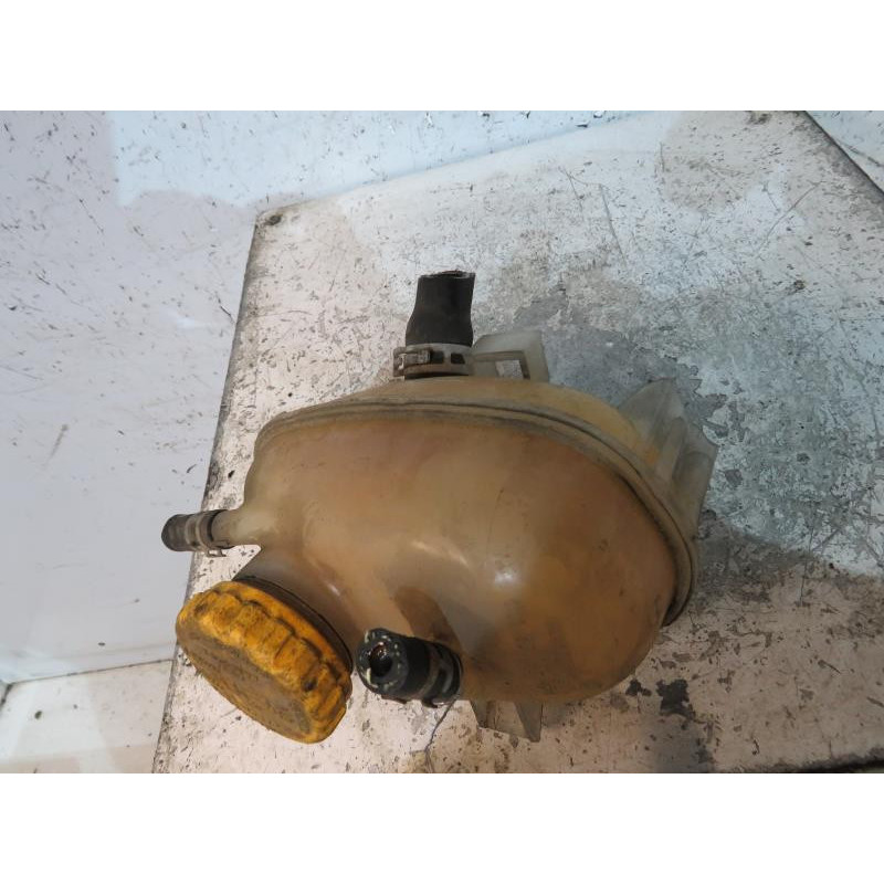 Vase d'expansion OPEL CORSA C Photo n°1