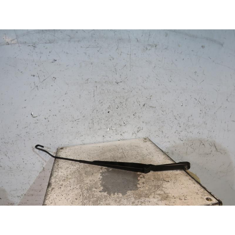 Bras essuie glace avant droit AUDI A3 1 Photo n°1