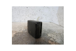 Attache ceinture arriere gauche RENAULT SCENIC 2 Photo n°1