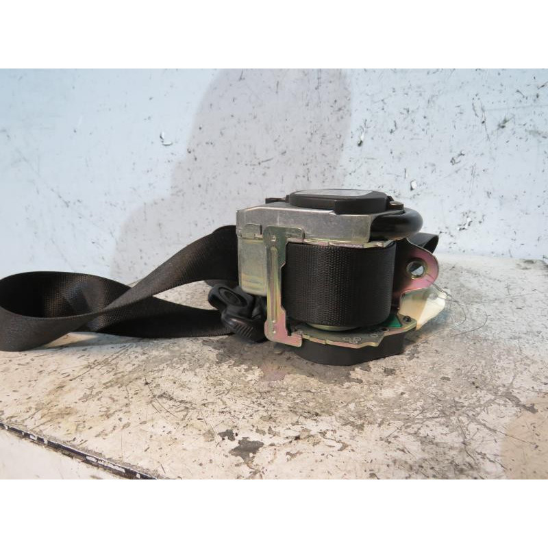 Ceinture avant droit MERCEDES CLASSE B 245 Photo n°1