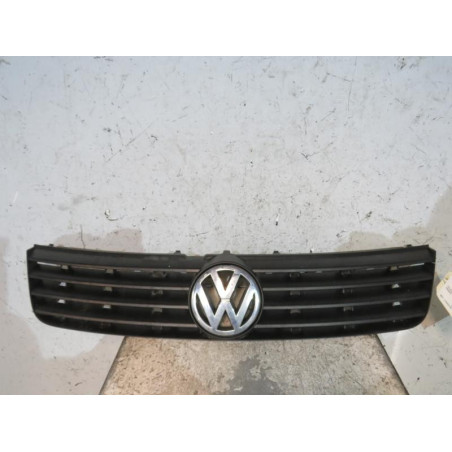 Calandre VOLKSWAGEN PASSAT 4