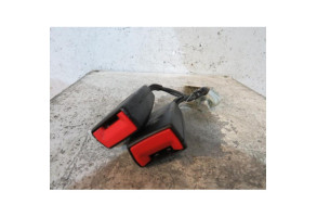 Attache ceinture arriere gauche VOLKSWAGEN POLO 4 Photo n°1