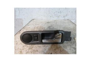 Poignee interieur arriere droit VOLKSWAGEN PASSAT 4 Photo n°1
