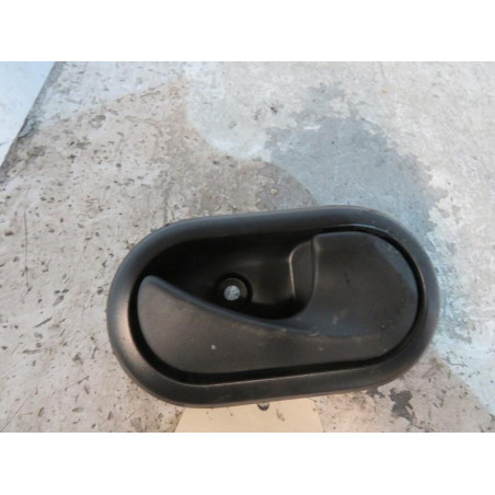 Poignee interieur arriere droit DACIA SANDERO 1