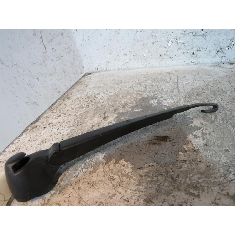 Bras essuie glace arriere AUDI A3 1 Photo n°1