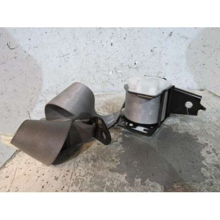 Ceinture arriere gauche MAZDA 323 6