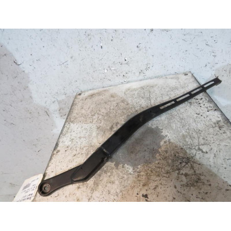Bras essuie glace avant droit AUDI A6 2