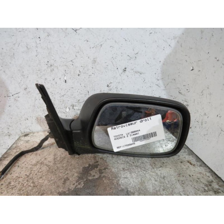 Retroviseur droit TOYOTA AVENSIS 1