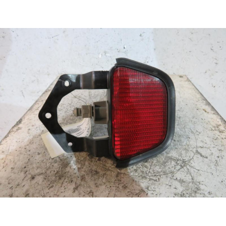 Feu arriere stop central TOYOTA AVENSIS 1