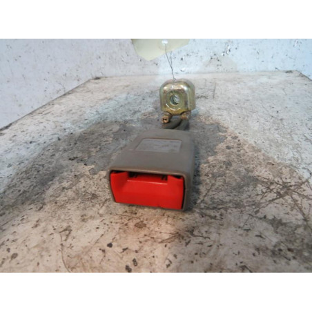 Attache ceinture arriere droit VOLKSWAGEN PASSAT 4