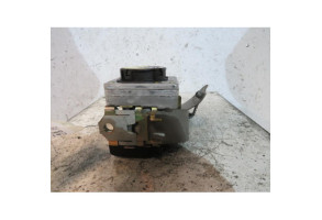 Ceinture arriere gauche VOLKSWAGEN PASSAT 4 Photo n°2