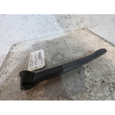 Bras essuie glace arriere VOLKSWAGEN FOX